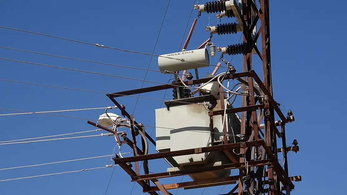 Damda elektrik akımına kapılan anne ve kızı hayatını kaybetti