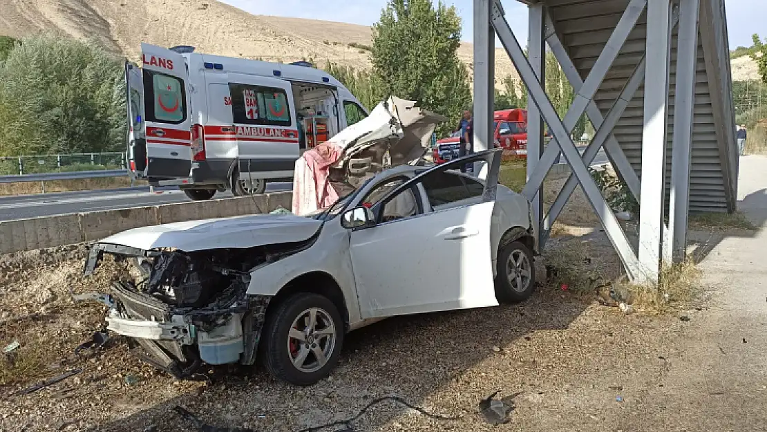 Darende'de Trafik Kazası : 2 Ölü 3 yaralı