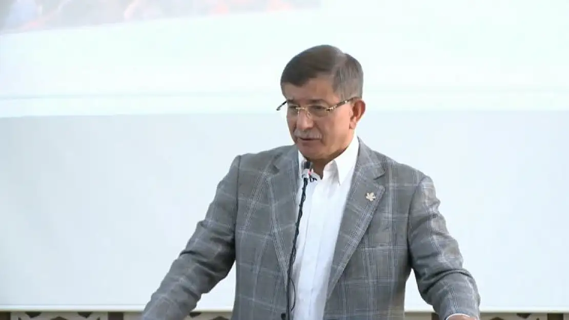 Davutoğlu'ndan Kazım Dede'ye Dayanışma Telefonu