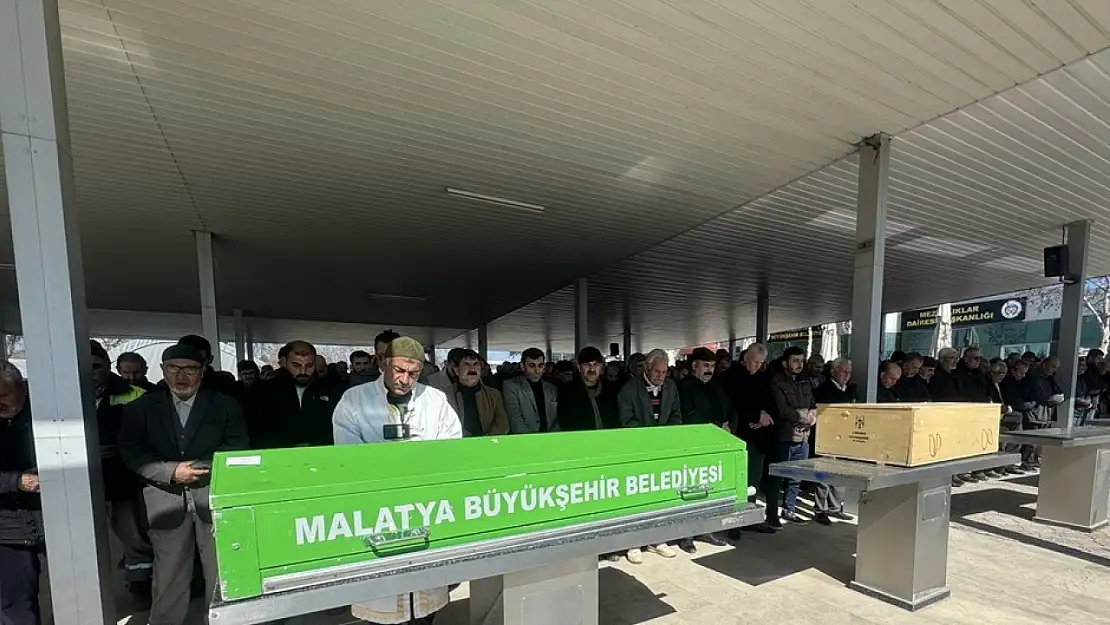 Dede ve torunu Malatya'da toprağa verildi