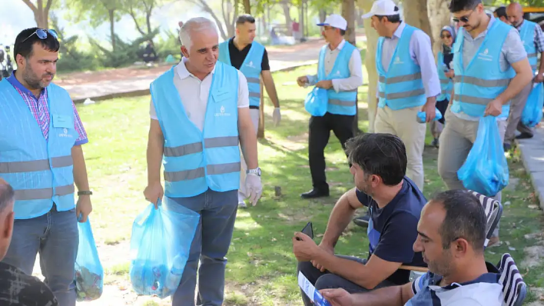 Deva Partisi Malatya İl Başkanlığı Dünya Temizlik Günü'nde sahada