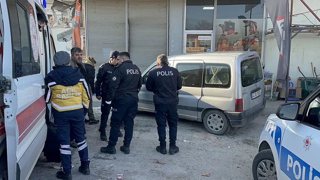 Direksiyon Başında Kalp Krizi: Araç İşyerine Çarptı, Sürücü Hayatını Kaybetti