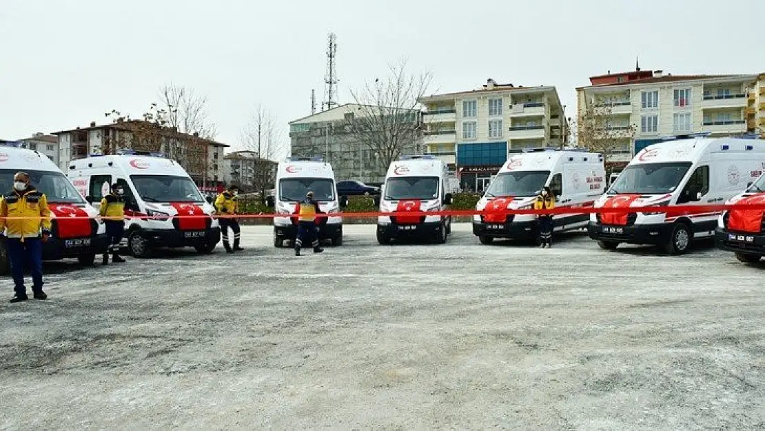 Donanımlı Ambulanslar 112 Acil Servise teslim edildi