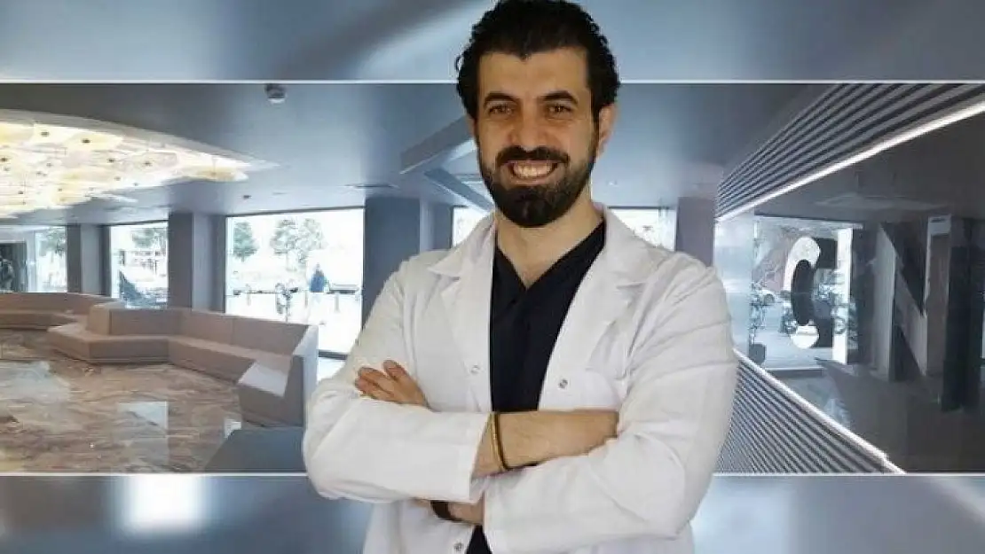 Dr. Emrah Çinik, Saç ekiminde saç çizginisinin önemini vurguladı !