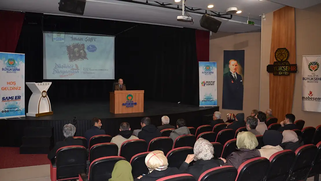 'Düşünce Dünyamızın Mimarları' Konferanslar Serisinde İmam Şafii Anlatıldı