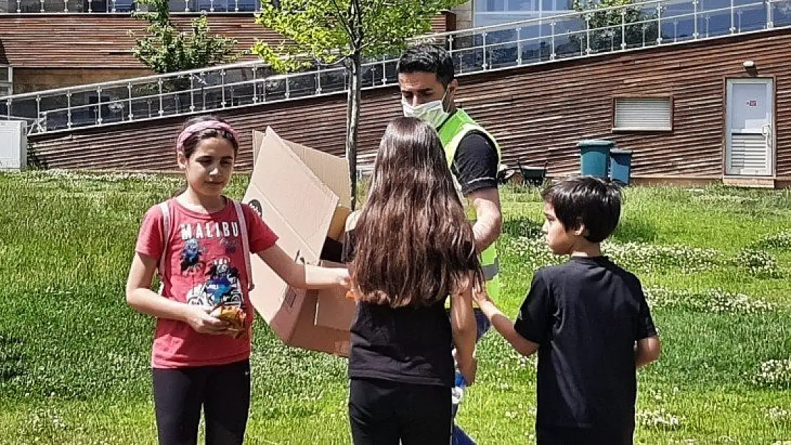 Elazığ Belediyesi Çocukların Sevincine Ortak Oldu