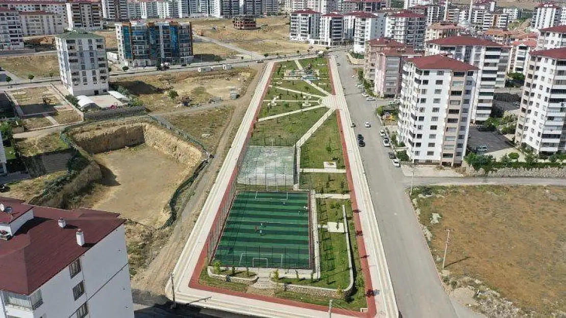 Elazığ Belediyesi'nden Mahallelere Yeni Parklar