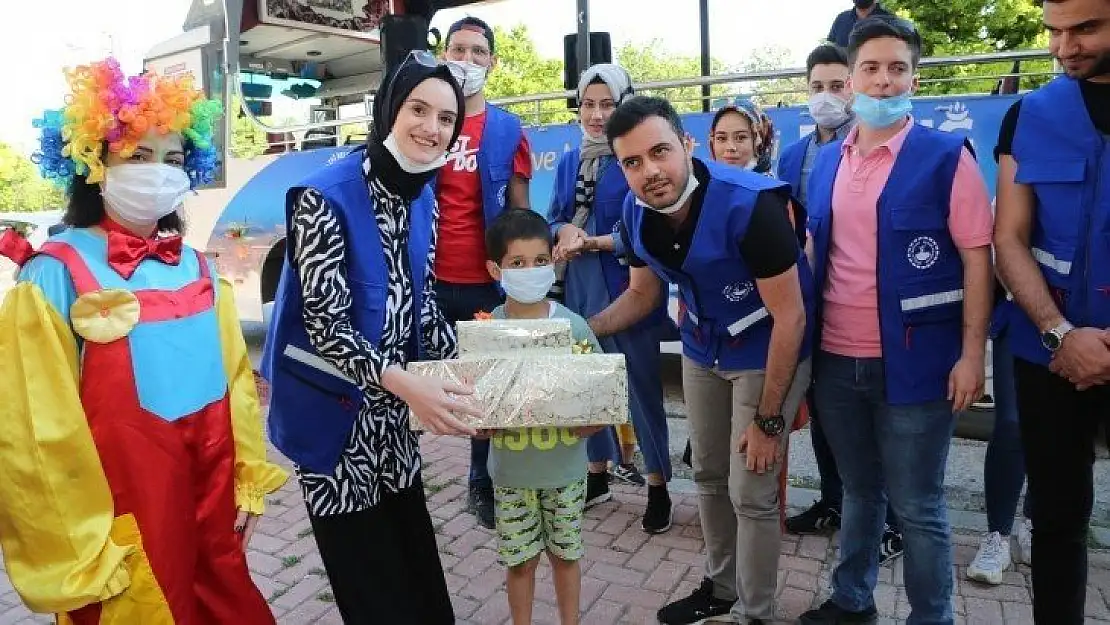 Elazığ Belediyesinden Küçük Taha'ya Karşılama