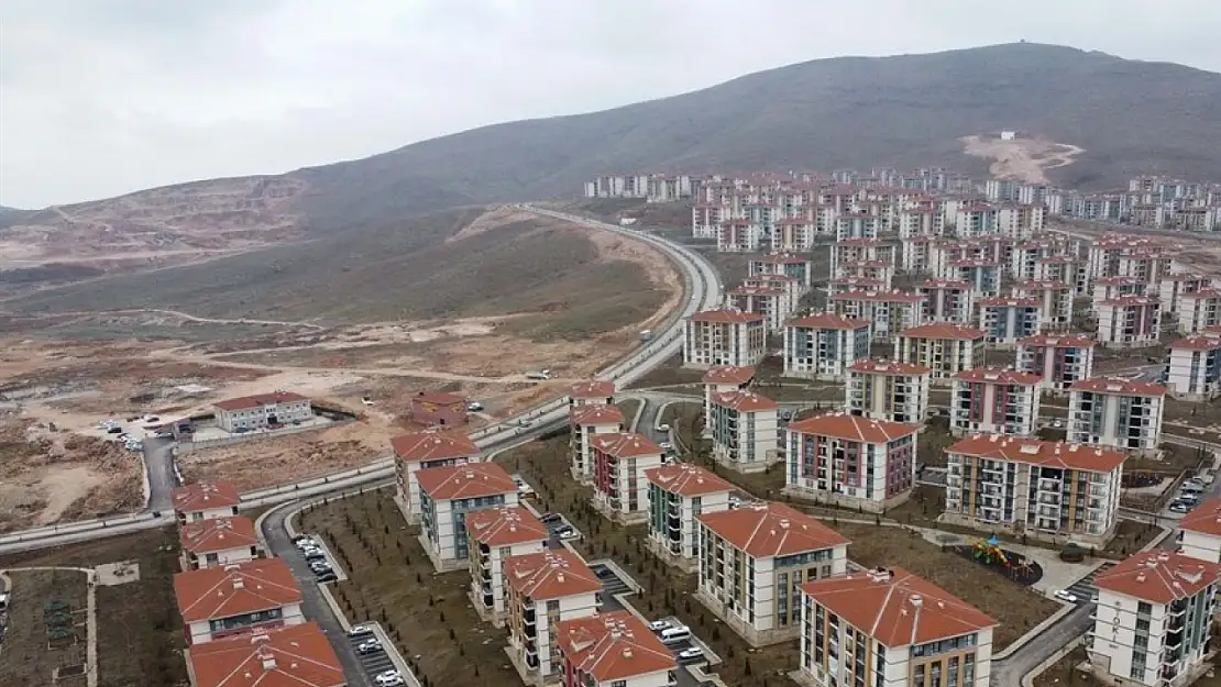 Elazığ'ın riskli yapı stoku TOKİ konutlarıyla ortadan kaldırıldı