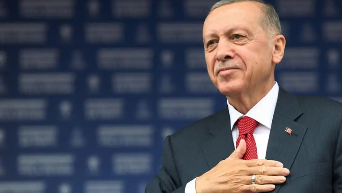 Erdoğan: Diktatörlük iddialarının tamamen safsatadan ibaret olduğunu gösterdik