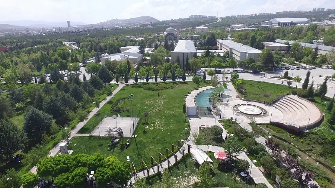 Fırat Üniversitesi Türkiye'nin en iyi 20 devlet üniversitesi arasında