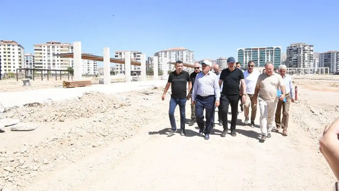 Gürkan,'100. Yıl Parkımız Cumhuriyetimizin 100. Yılına Yakışır Bir Şekilde İnşa Ediliyor'
