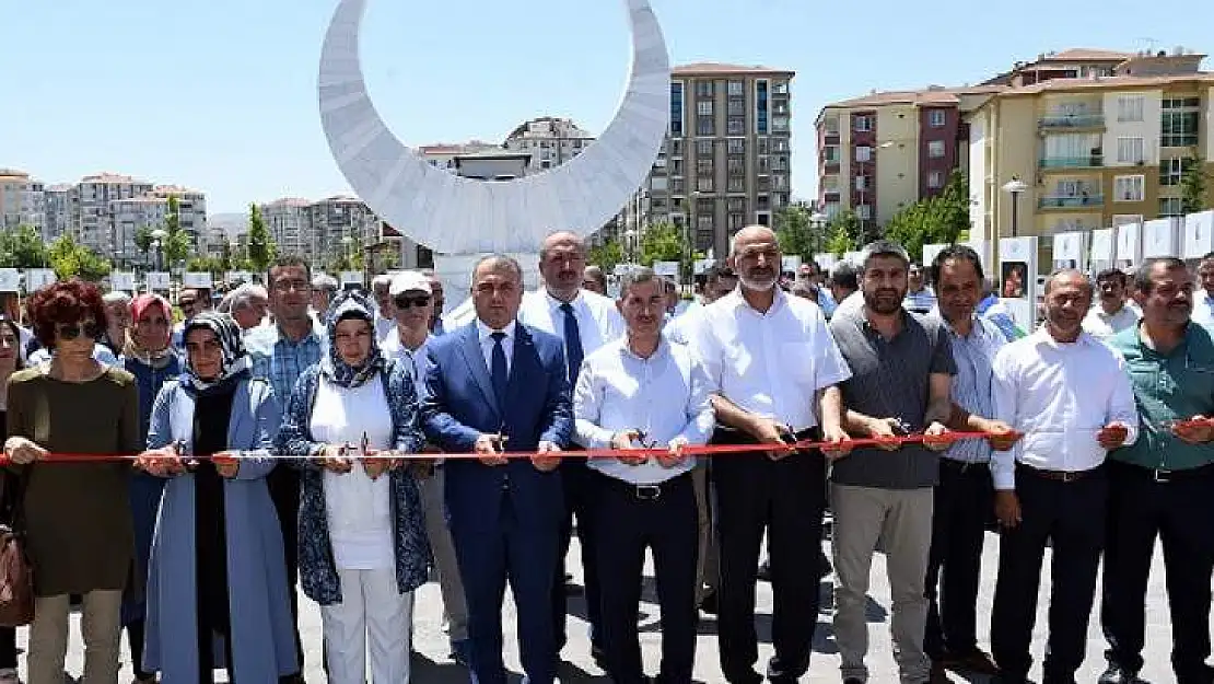 15 Temmuz Şehitleri Anısına Fotoğraf Sergisi Açıldı