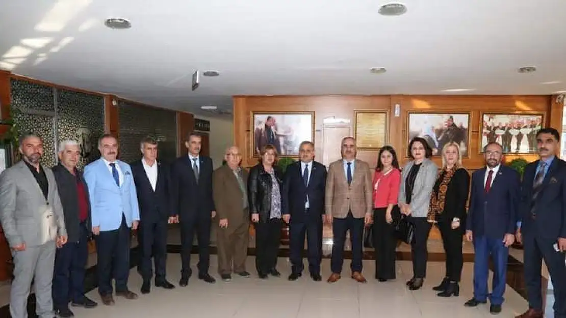 Muhtarlar Konfederasyonundan Aydın'a Övgü