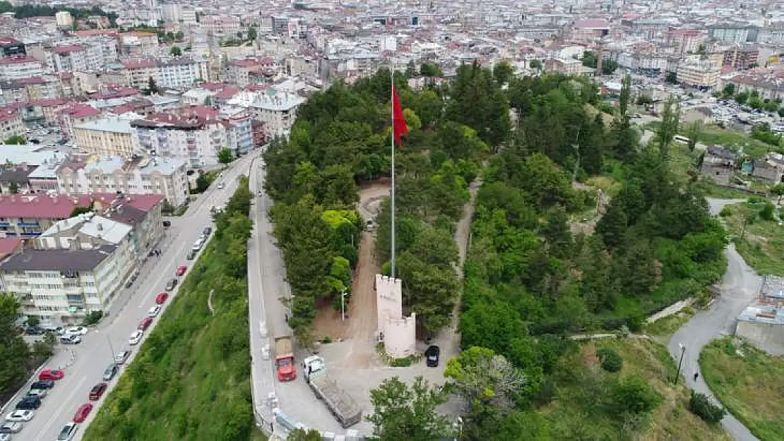 Kale Parkı Yenileniyor…