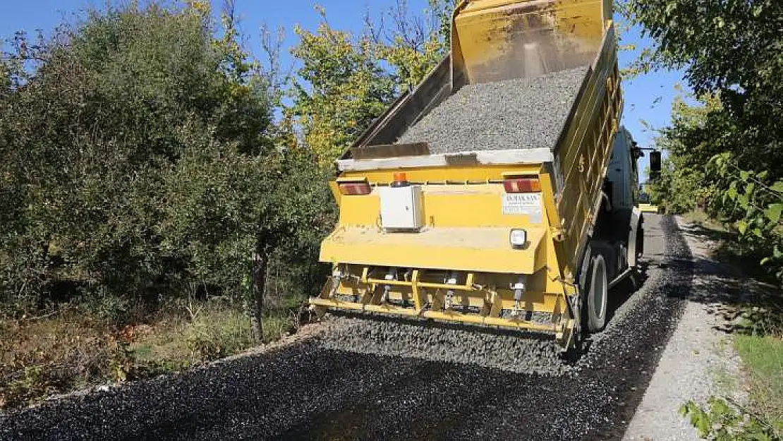 Ağılyazı Ve Tandoğan Mahallesinde Asfalt Çalışmaları Devam Ediyor