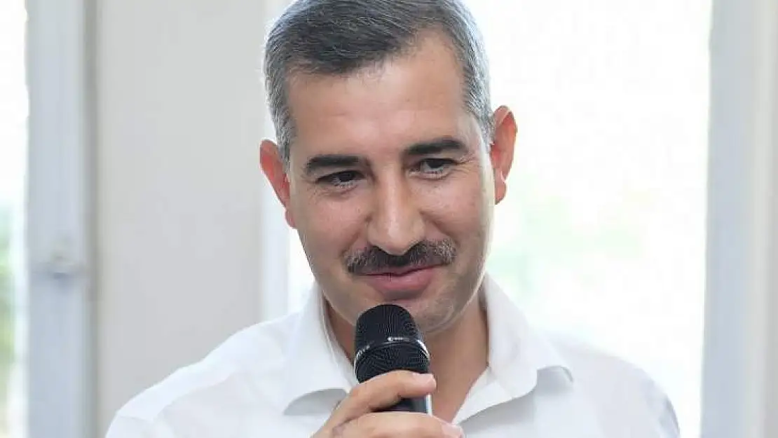 Başkan Çınar, Dilek'te Esnafları Ve Vatandaşları Dinledi