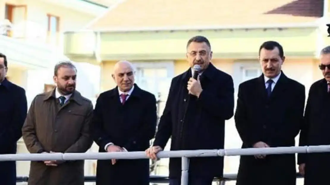 Cumhurbaşkanı Yardımcısı Fuat Oktay, Keçiören'de Düzenlenen Mitinge Katıldı.