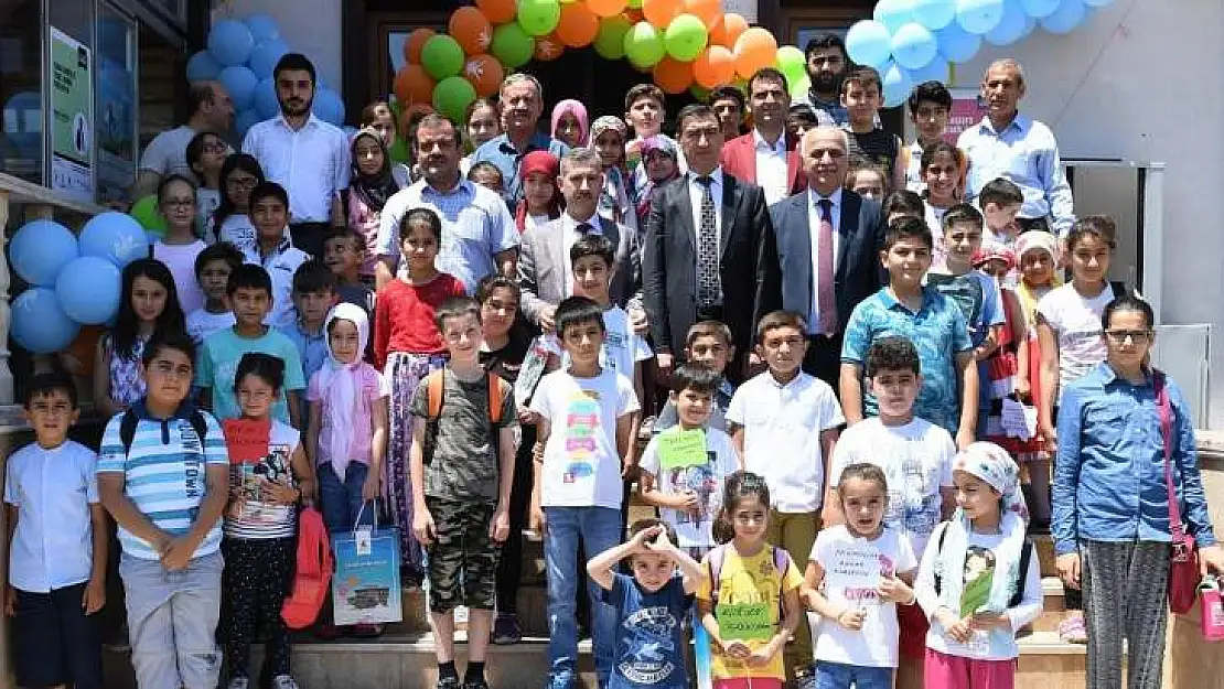 Kur'an-ı Kerim'i Öğrenmek Hayatı Anlamaktır