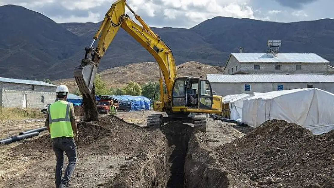 Kale'ye 55 Ayda 6.5 Milyon Tl Değerinde Altyapı Yatırımı