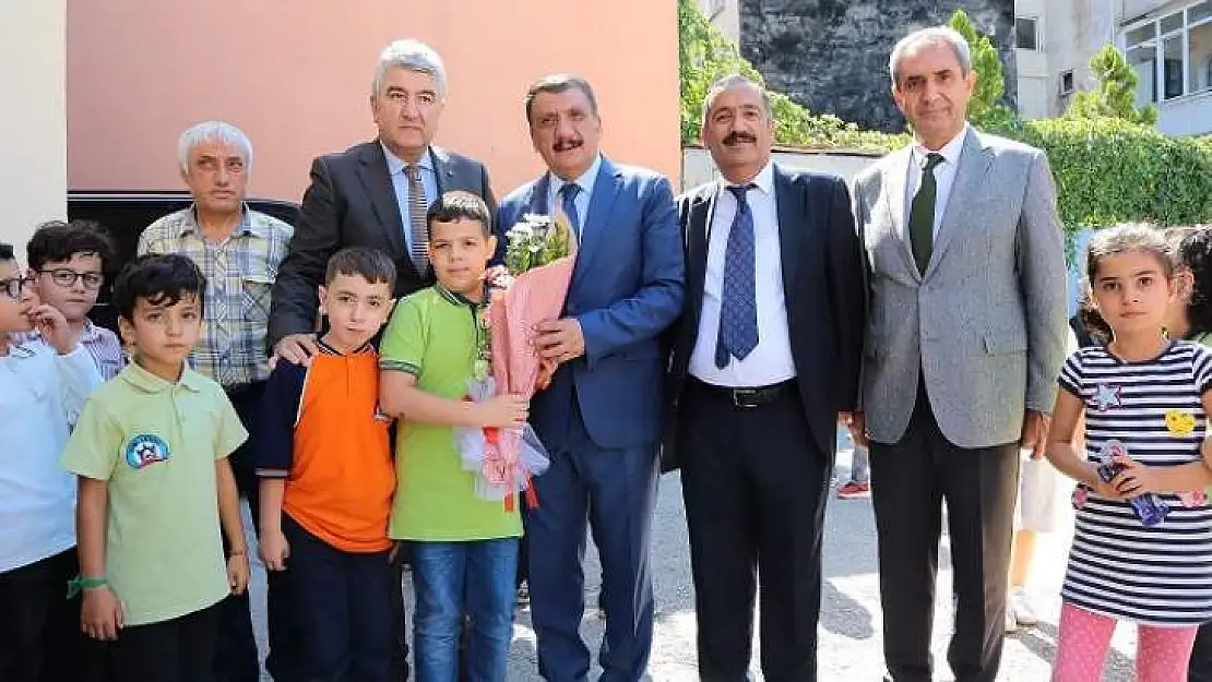 Gürkan Eğitim Öğretim Yılında Öğrenciler İle Biraraya Geldi