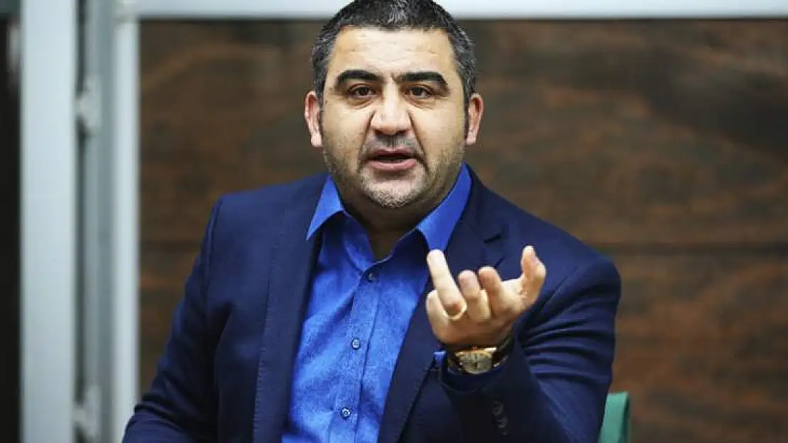 Ümit Özat: Atatürk'ten sonra Erdoğan!