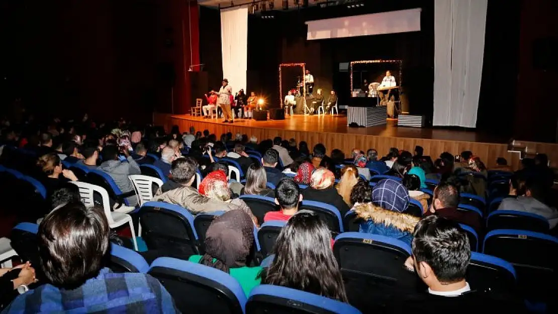 'Harput'ta Bir Amerikalı'  Oyunu İzleyiciden Tam Not Aldı