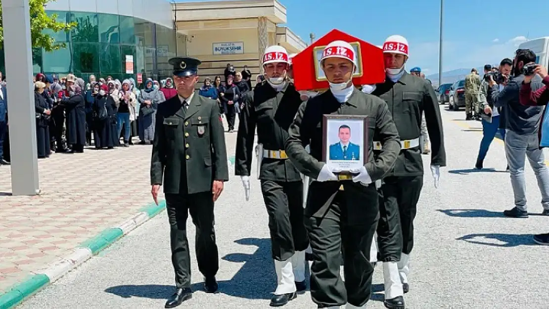 Hava Yüzbaşı Muhammet Hakan Erkuş Son Yolculuğuna Uğurlandı