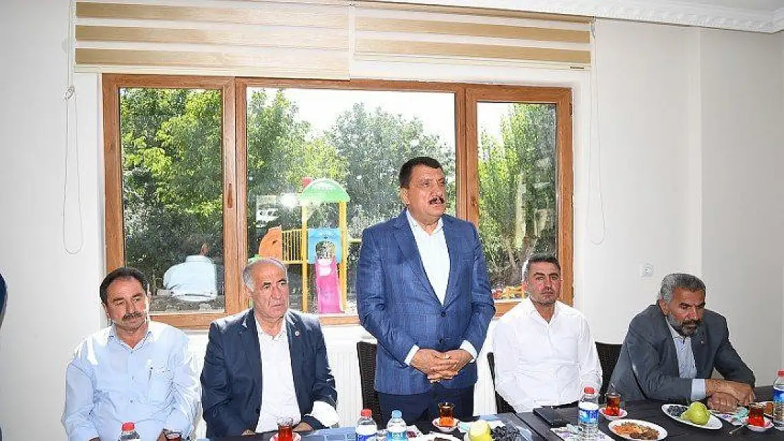 Hekimhan İlçesi Basak Mahalle sakinleriyle bir araya geldi