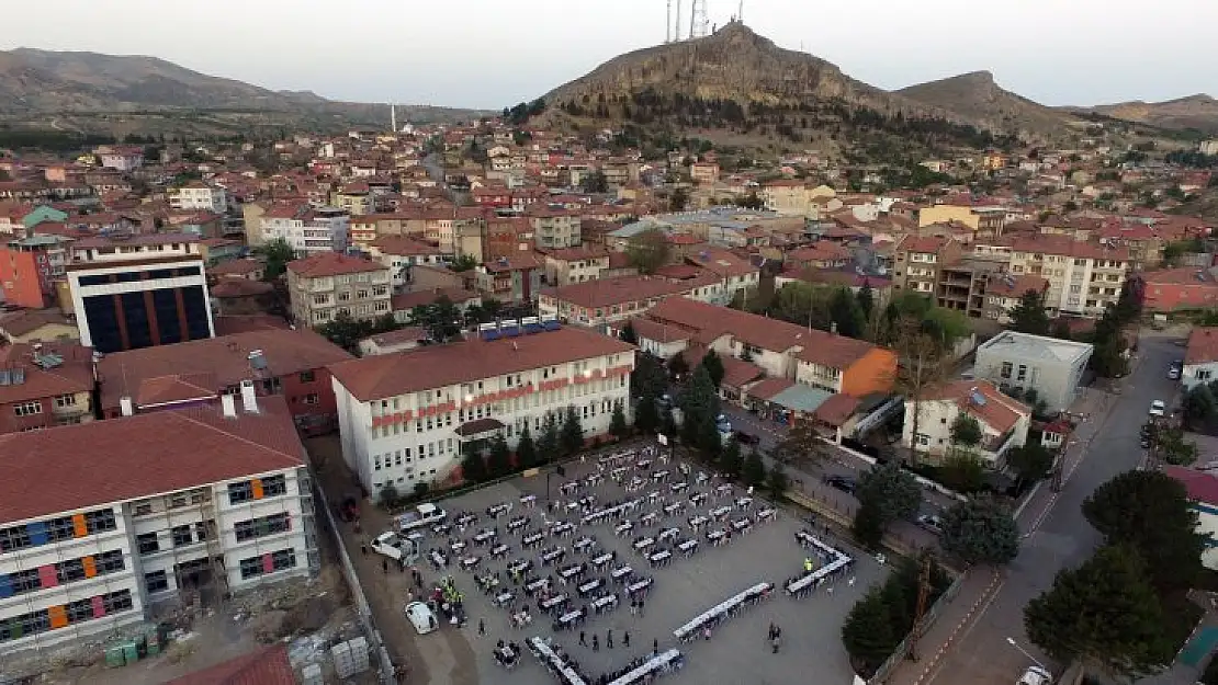 Hekimhanlı'lar İftar Proğramında Bir araya geldi