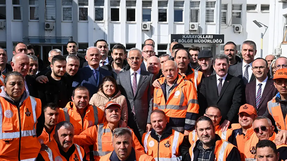 Hızlı Tren Ağımızı Artık Karadeniz'e Ulaştıracağız