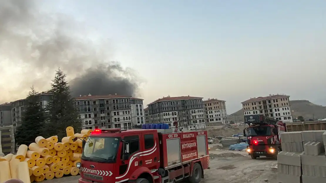 Husumet Kanlı Bitti: TOKİ Şantiyesinde Silahlar ve Bıçaklar Konuştu!