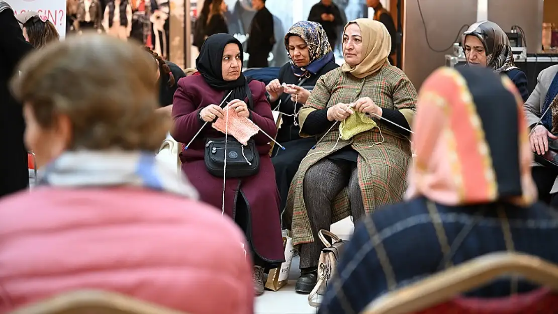 'İlmek İlmek Kadın Buluşması'  Projesine Yoğun İlgi