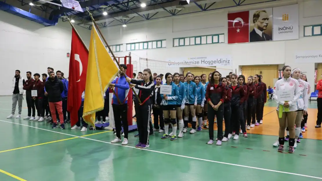 İnönü Üniversitesi ÜNİLİG Voleybol Bölgesel Ligine Ev Sahipliği Yaptı