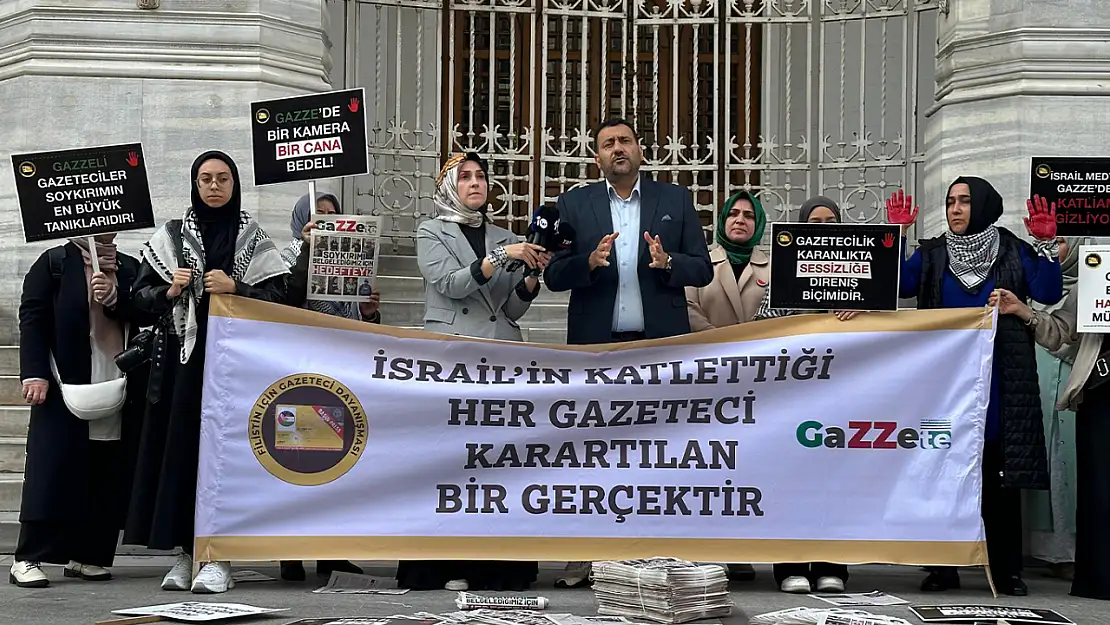 İstanbul'da basın mensupları Gazzeli meslektaşları için 'GaZZete'yi çıkardılar