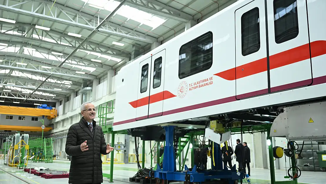 İstanbul Havalimanı Metrosu Sürücüsüz Yerli Tren Seti Raylara Çıkmaya Hazır