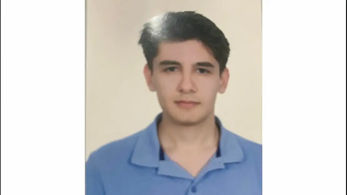 Kamyonla çarpışan motosiklet sürücüsü Vefat Etti