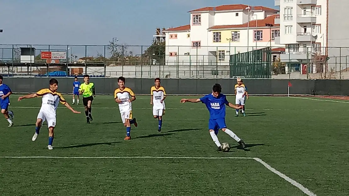 Malatya Adil Türk U 18 Gençler Futbol Ligi 12 Hafta Karşılaşmaları Bugün Oynandı.