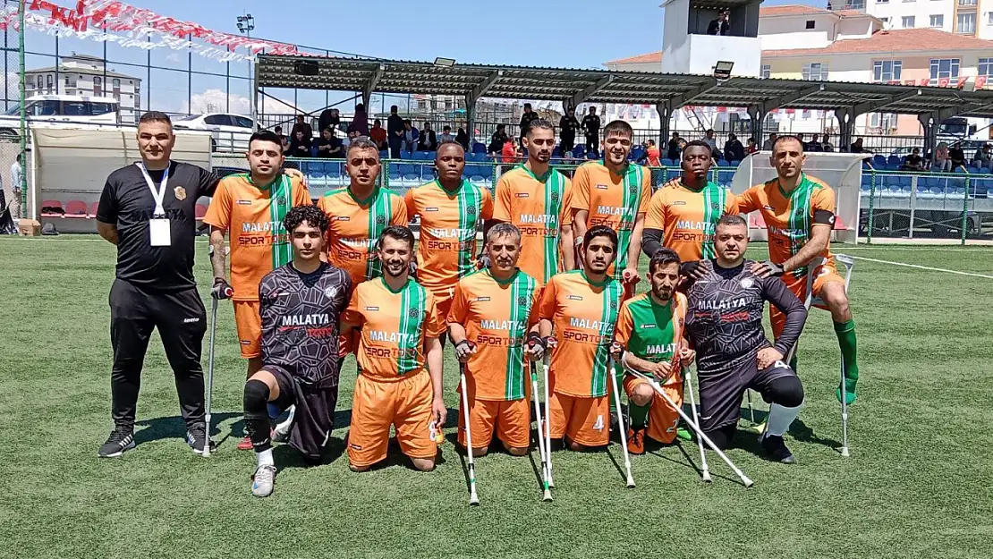 Malatya Büyükşehir Belediye Ampute Futbol Takımı Rakibini 14-2 mağlup etti