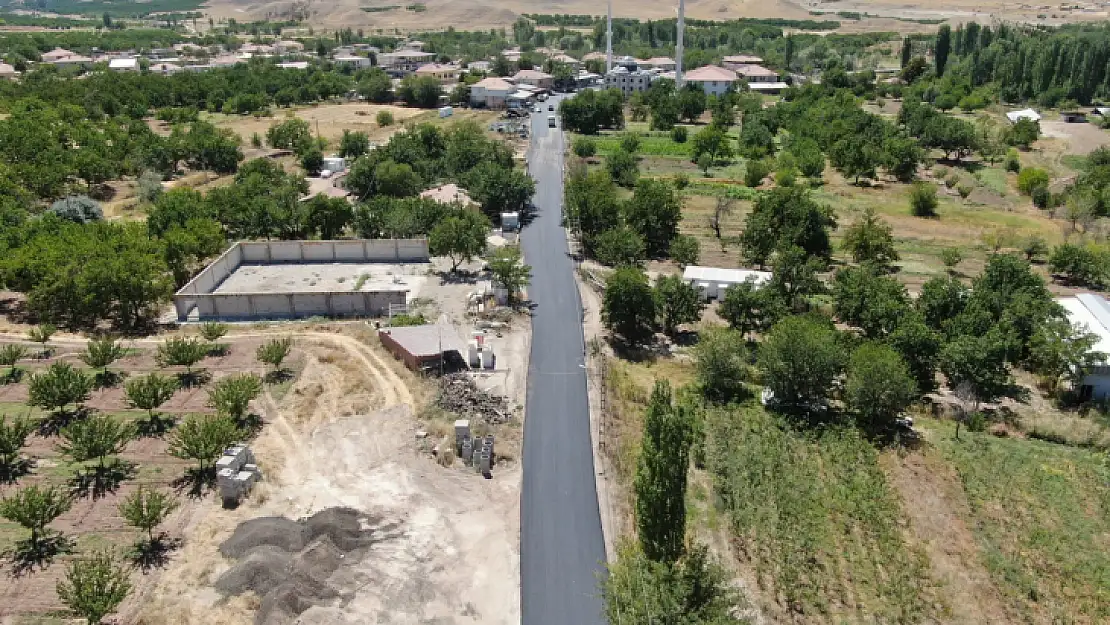 Malatya Büyükşehir Belediyesi yeni yol açma, bakım, onarım ve asfalt çalışmalarına devam ediyor