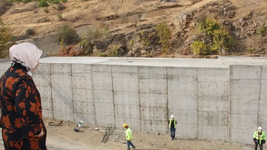 Malatya'da 400 kilometre bölünmüş yol yapıldı