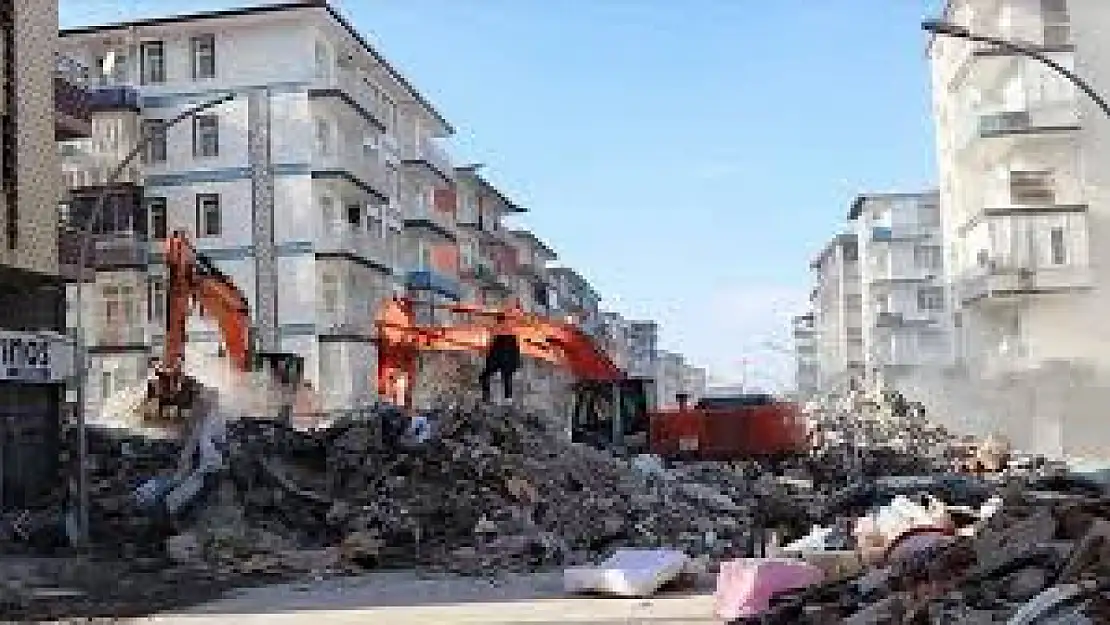 Malatya'da depremde 31 kişinin öldüğü rezidansa ilişkin davanın duruşması görüldü