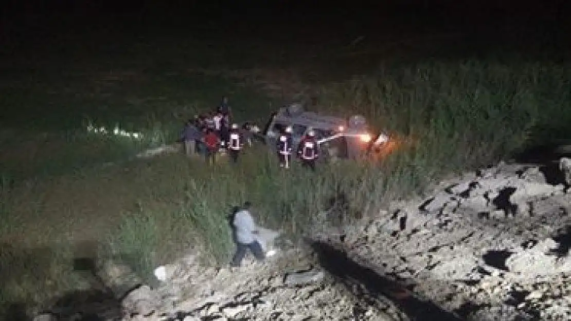 Malatya'da gece yarısı trafik kazası: 6 yaralı