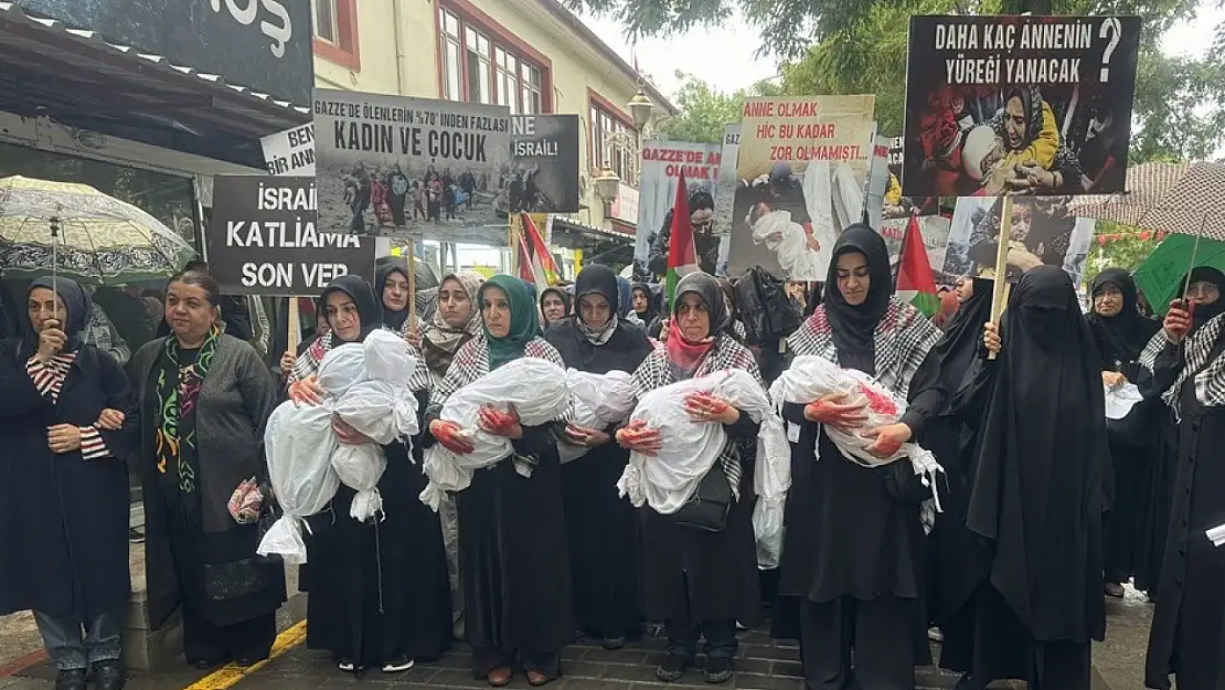 Malatya'da kadınlar Gazze'deki mazlum anneler için yürüdü