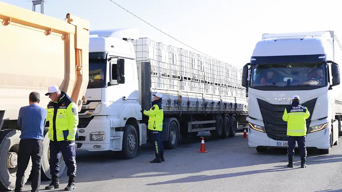 Malatya'da Kış Lastiği Denetimi Gerçekleştirildi