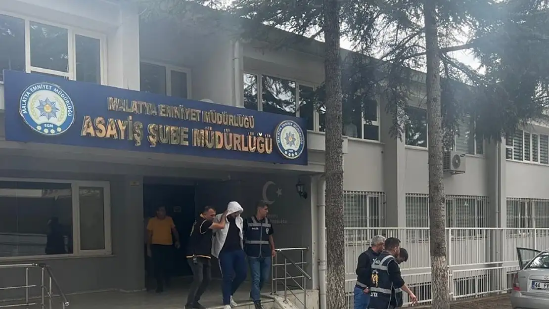 Malatya'da kredi kullandırma vaadiyle dolandırıcılık yapan 2 zanlı tutuklandı