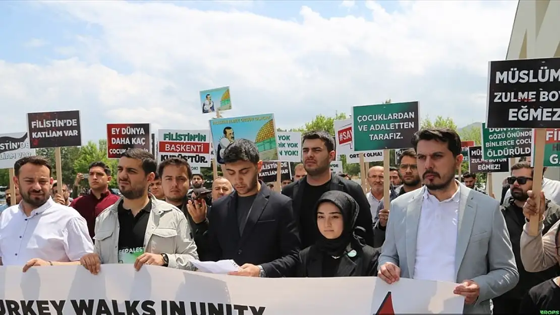 Malatya'da üniversite öğrencileri ABD'deki Filistin eylemlerine destek verdi