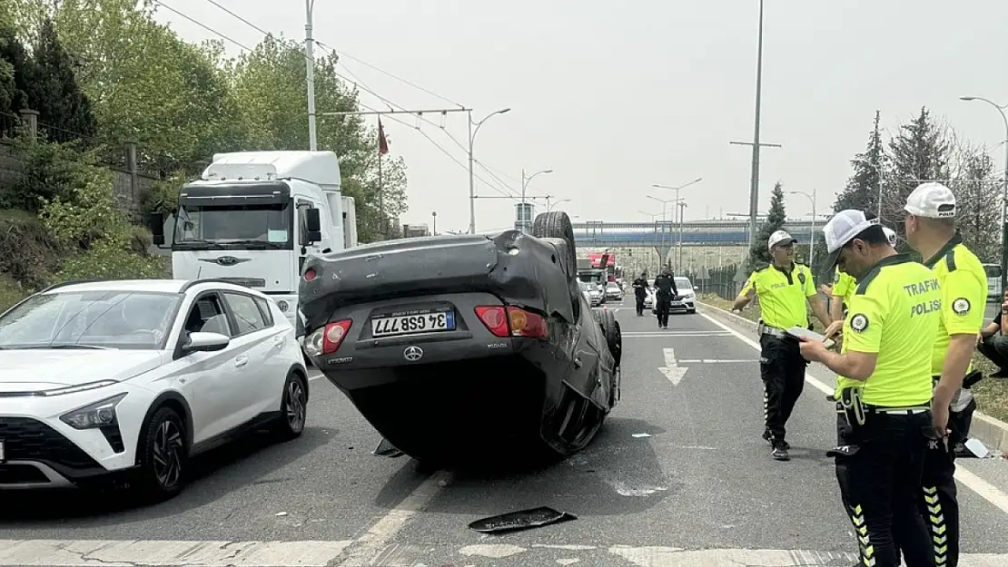 Malatya'daki takla atan otomobilin sürücüsü yaralandı