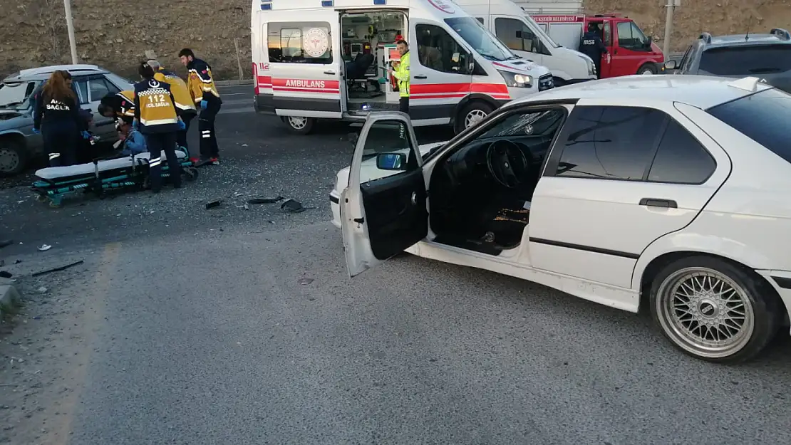 Malatya Elazığ yolunda kaza