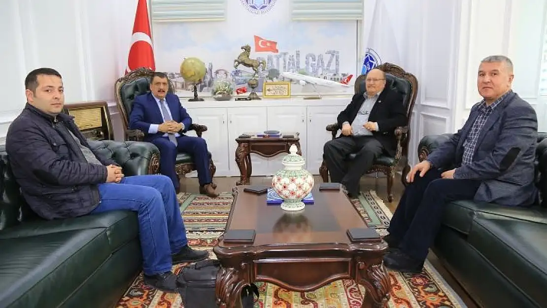 Göçmen, Başkan Gürkan İle Bir Araya Geldi